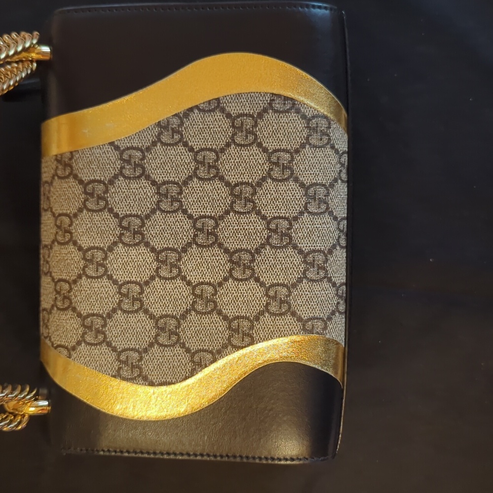 Gucci Pad Lock GG Supreme - Picture 6 of 13